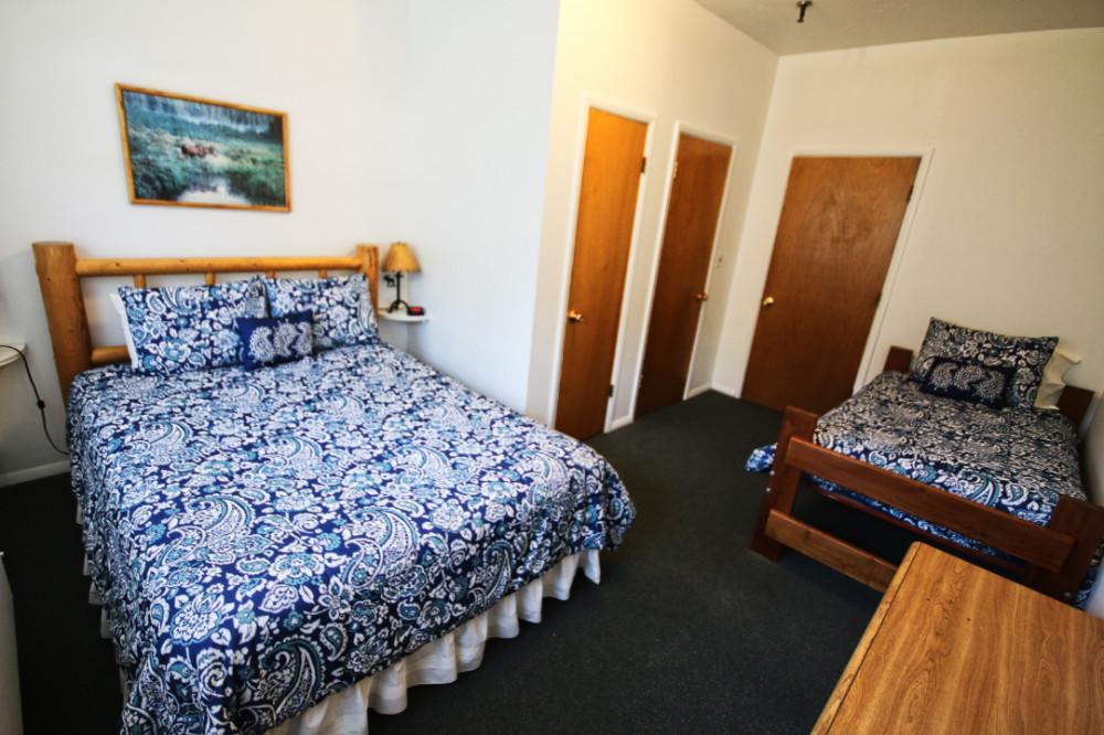 Mead Bear Creek Lodge מראה חיצוני תמונה